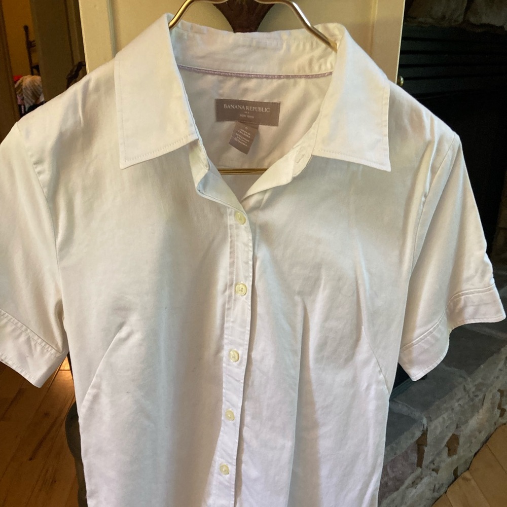 Banana Republic white button up shirt